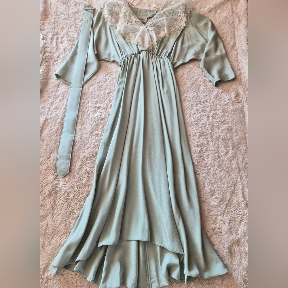 Vontage 1980' Renaisance Revival Mint Green Princess Dress
